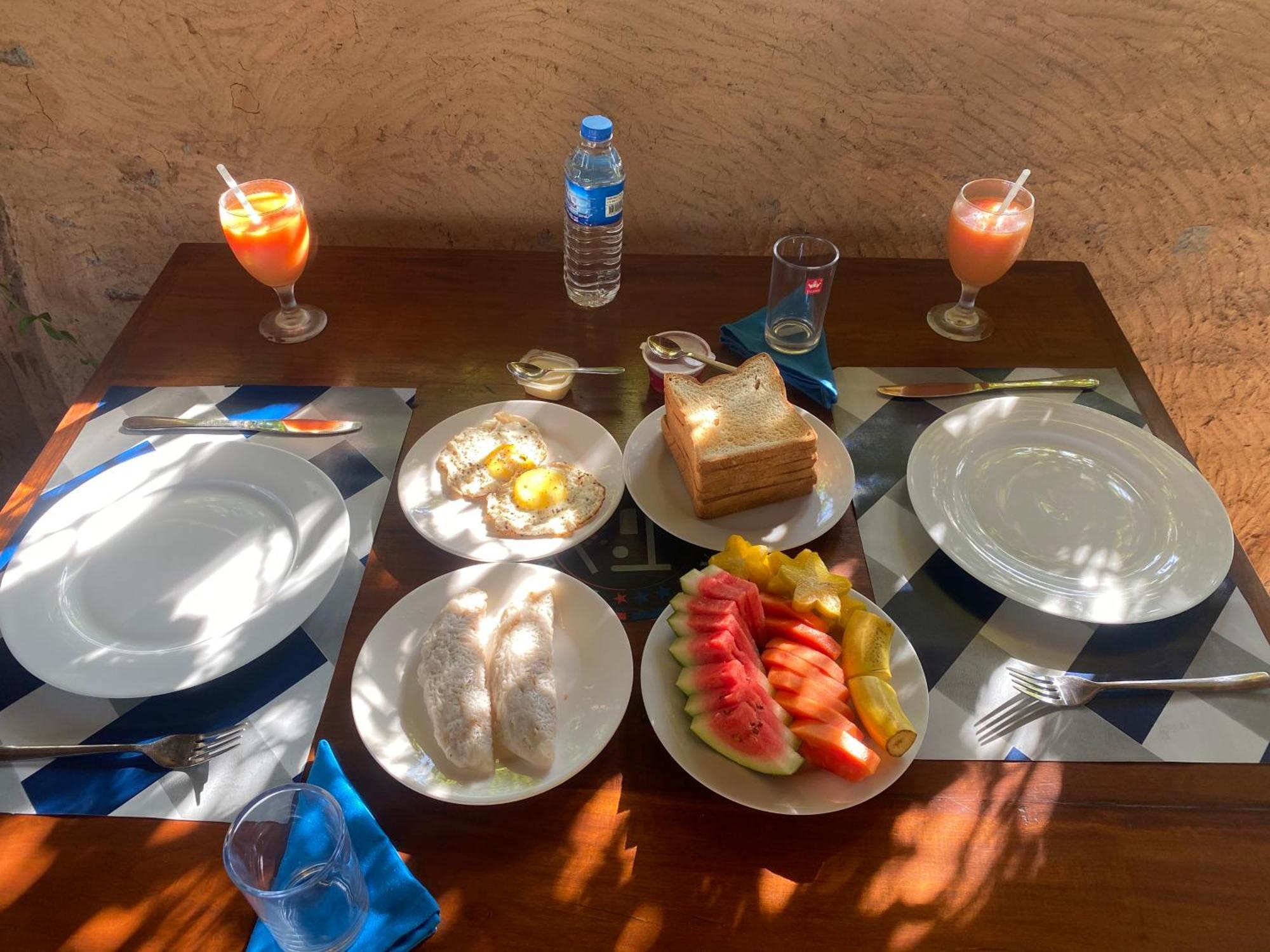 Hotel Hanguk Villa 담불라 외부 사진